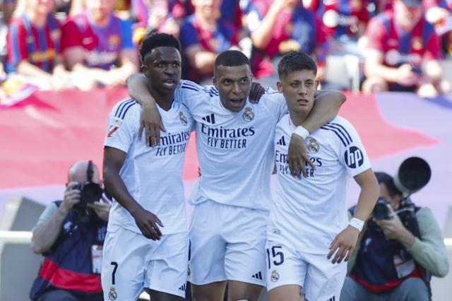 1752159563628087696.jpg 皇马高层.jpg